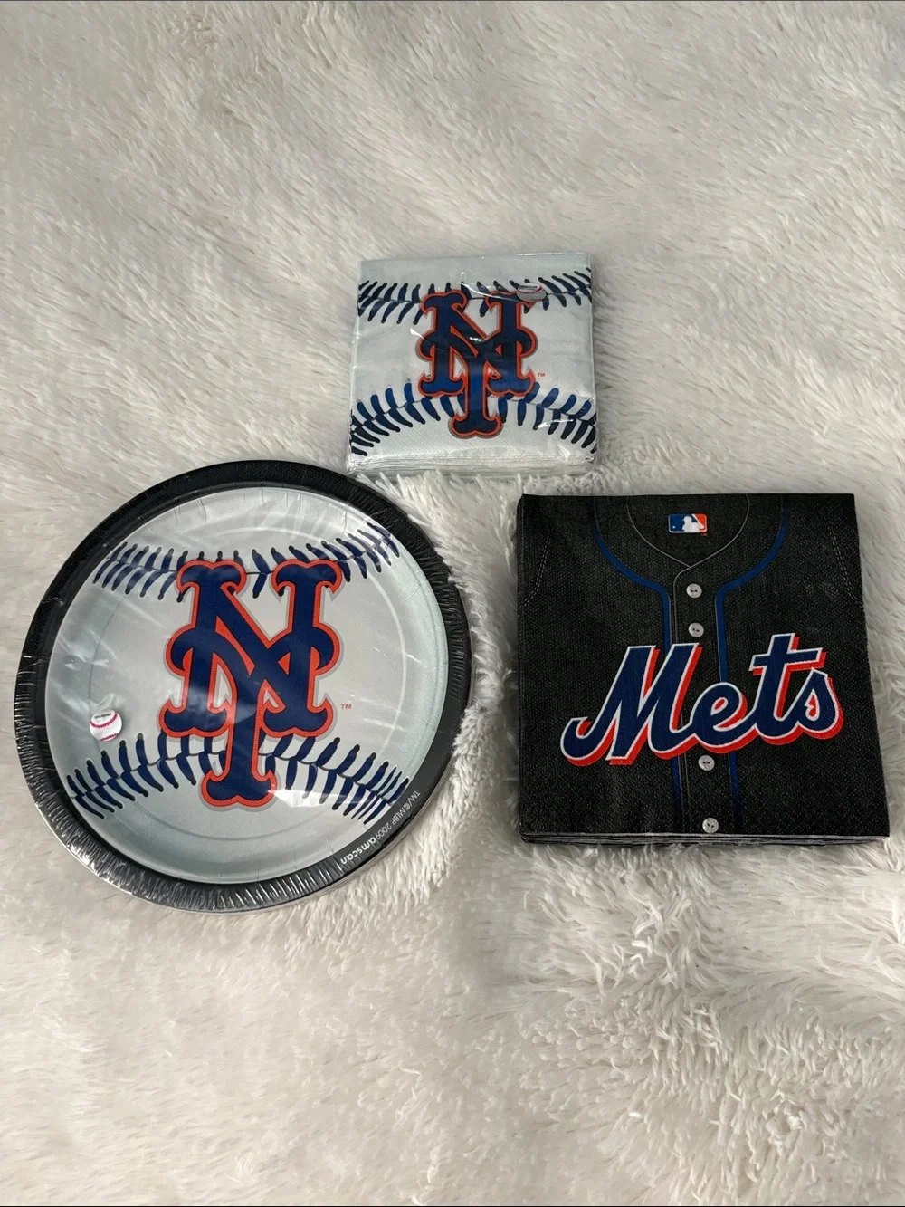 NY Mets Baseball 18 Party Plates & 36 Small Napkins NWT Large Napkins Opened